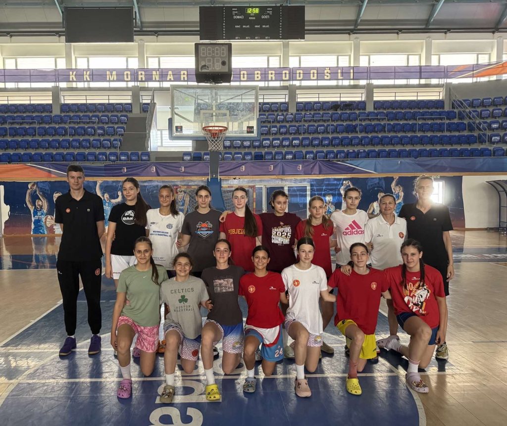 PIONIRKE SLAVILE U DRUGOM MEČU SA BRITANIJOM